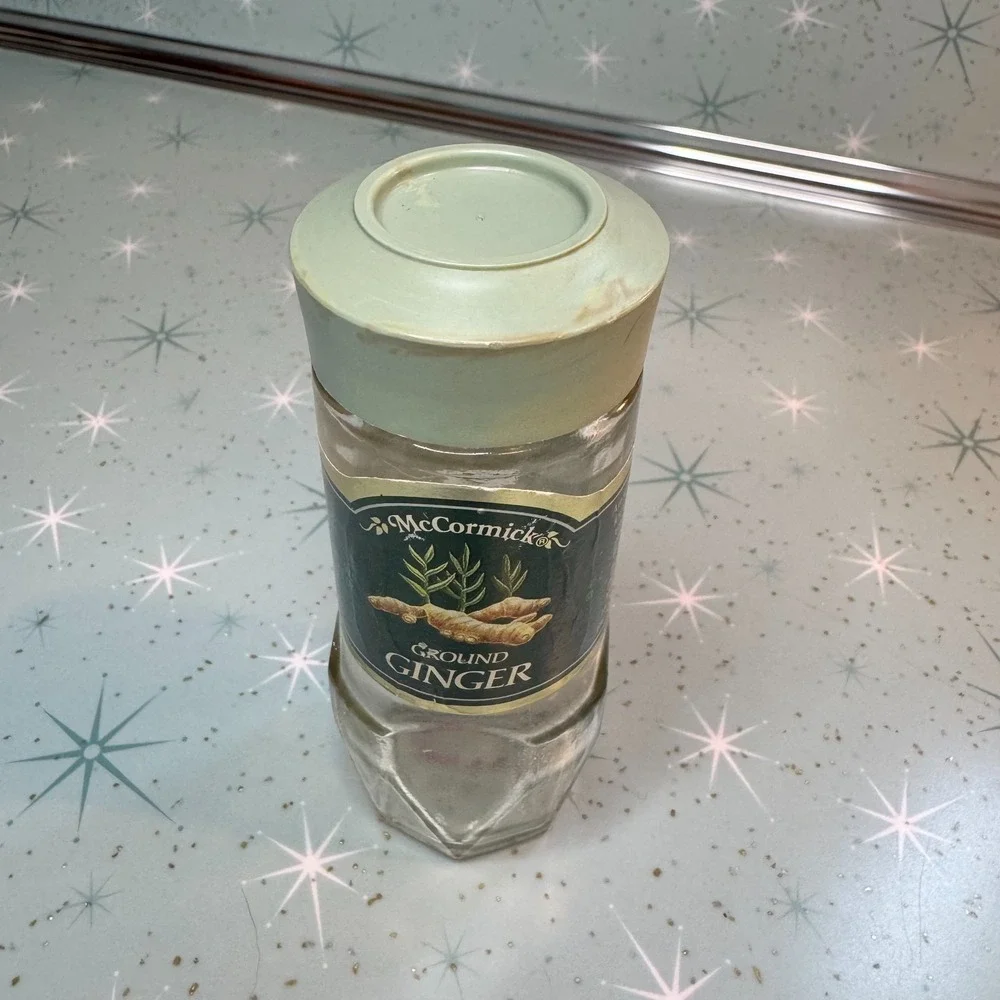 Vintage McCormick Ground Ginger Jar Green Label and Lid Glass Spice Bottle 80s.